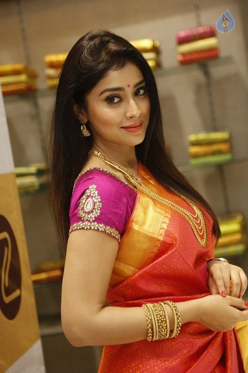 Shriya Latest Photos - 10 / 62 photos