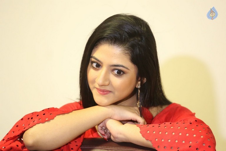 Shriya Sharma Gallery - 8 / 42 photos