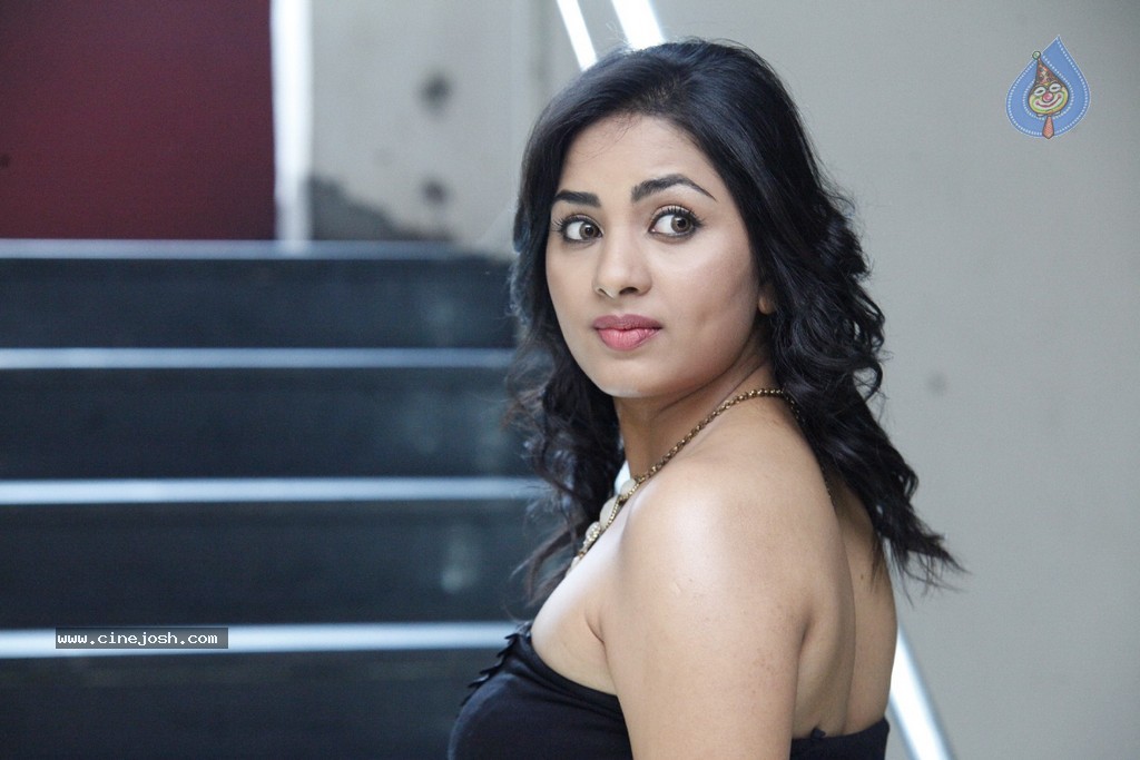 Shrusti New Photos - 17 / 130 photos
