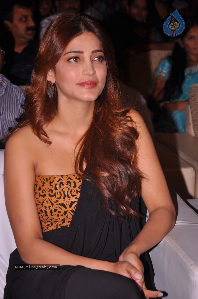 Shruthi Hassan New Photos - 60 / 83 photos