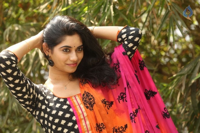 Shruthi Mol Latest Photos - 29 / 42 photos