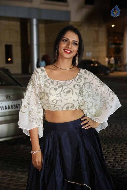 Shruti Photos - 15 / 28 photos