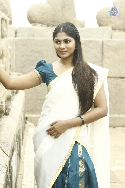 Shruti Reddy Latest Photos - 18 / 42 photos