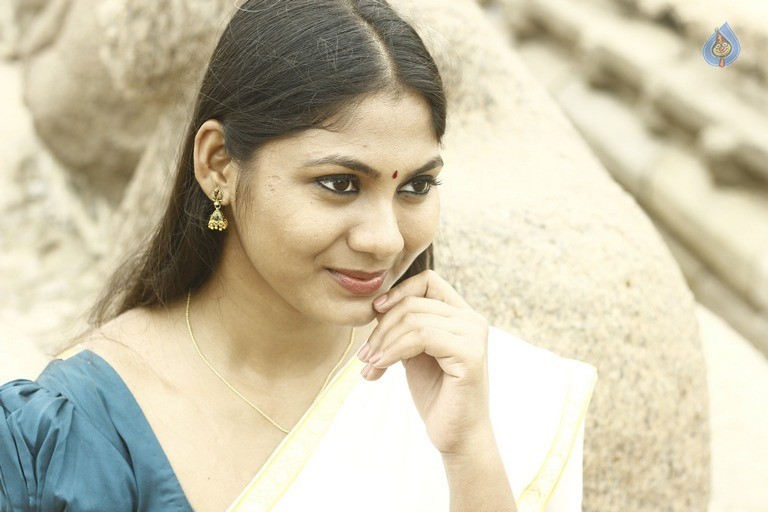 Shruti Reddy Latest Photos - 31 / 42 photos