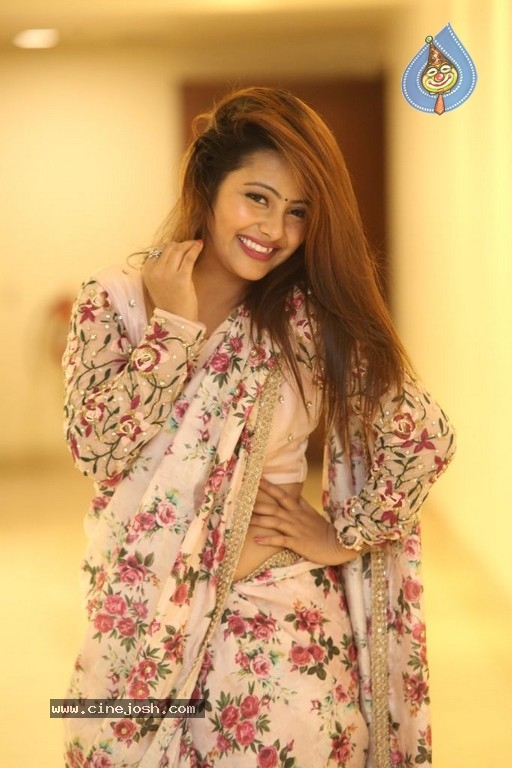 Shubhangi Pant New Photos - 31 / 37 photos