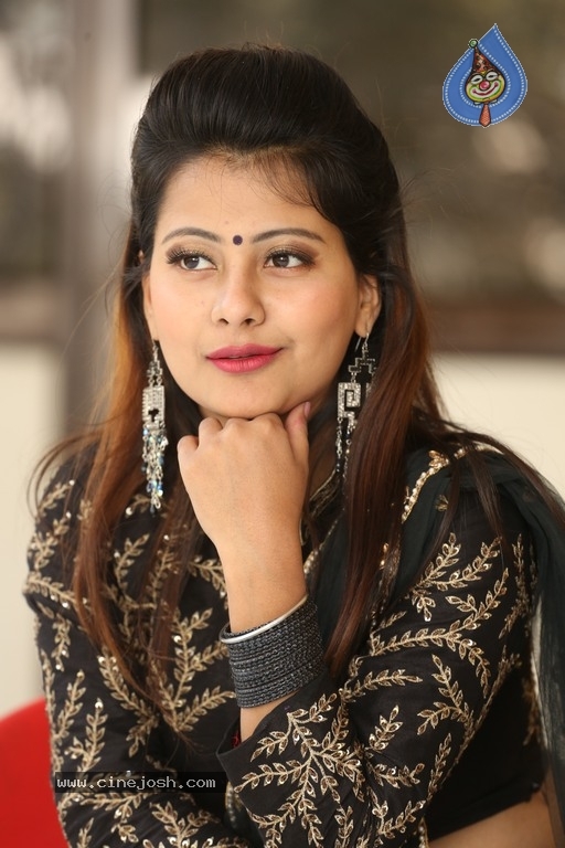 Shubhangi Pant Photos - 5 / 20 photos