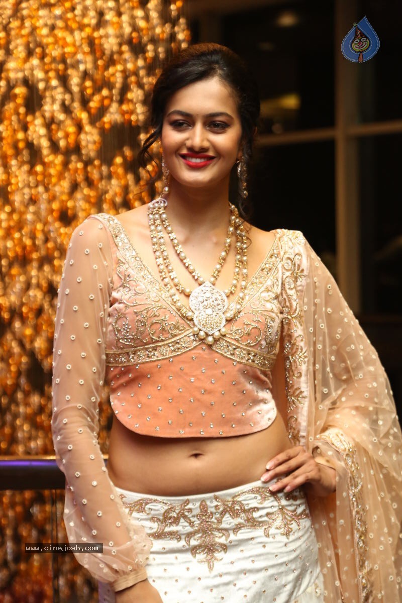 Shubra Aiyappa New Photos - 21 / 60 photos