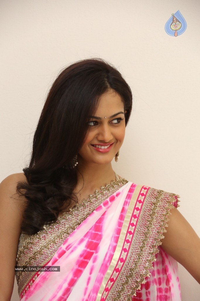 Shubra Aiyyappa New Pics - 64 / 73 photos