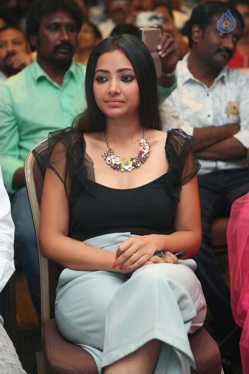 Shweta Basu Prasad Pics - 4 / 34 photos