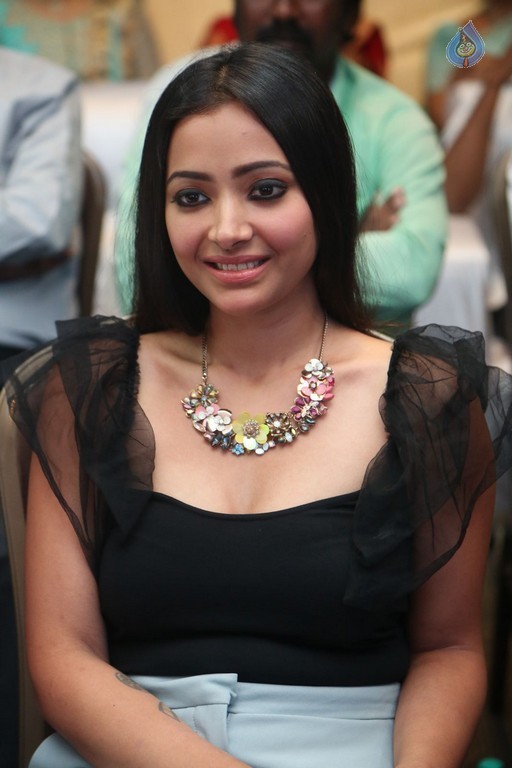 Shweta Basu Prasad Pics - 25 / 34 photos
