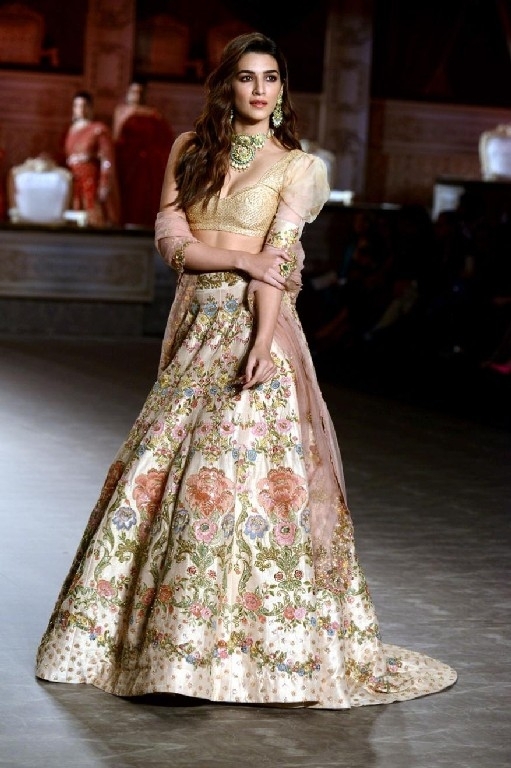 Shyamal And Bhumika At The India Couture Week - 4 / 21 photos