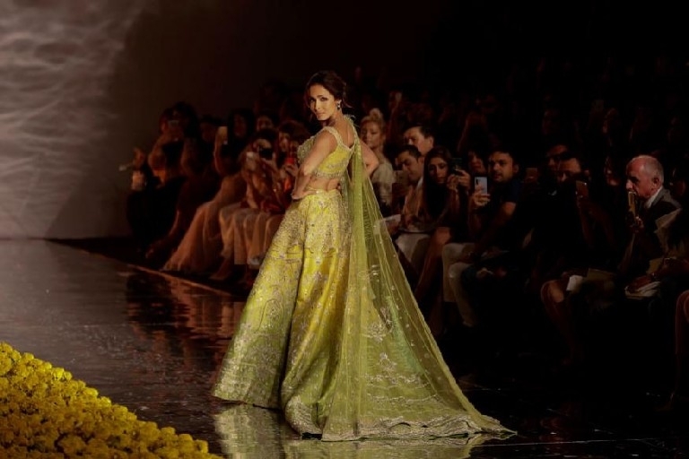 Shyamal And Bhumika At The India Couture Week - 18 / 21 photos