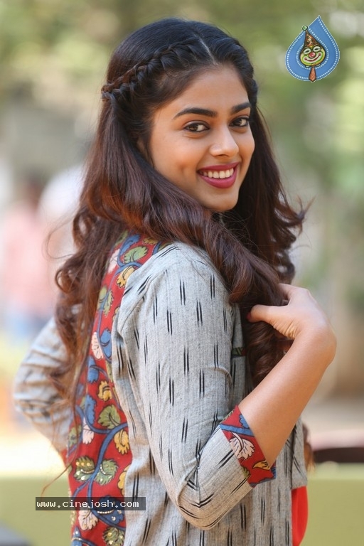 Siddhi Idnani Interview Photos - 10 / 21 photos
