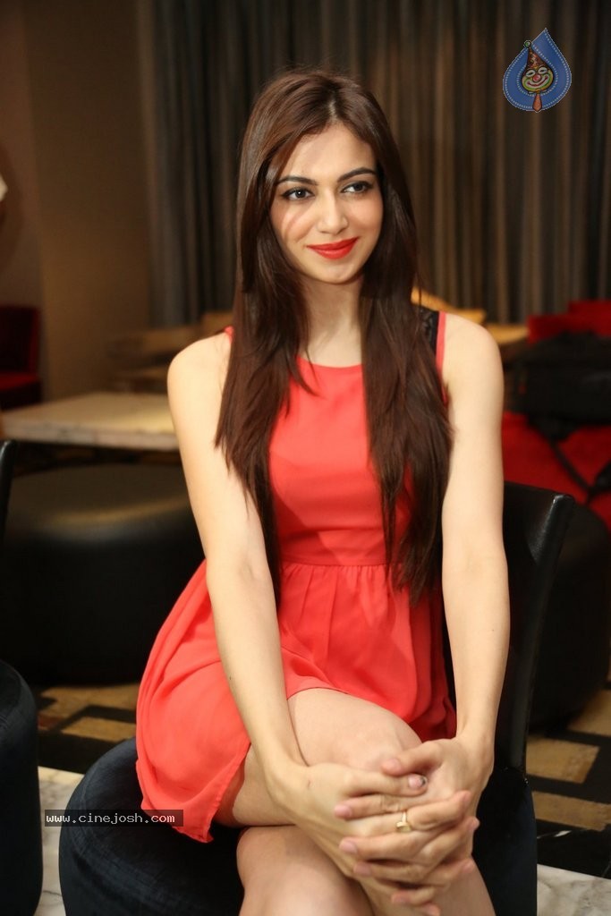 Simran Kaur Mundi New Stills - 1 / 136 photos