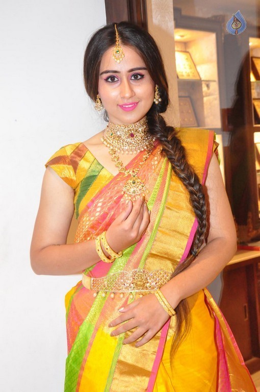 Simrath Juneja New Gallery - 5 / 39 photos