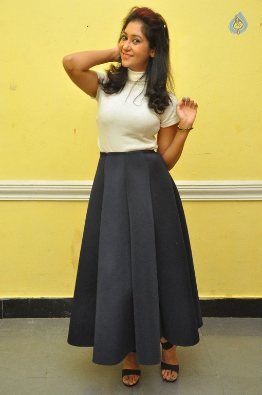 Sindhu Affan New Pics - 4 / 36 photos