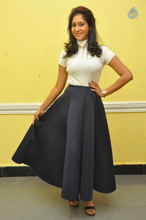 Sindhu Affan New Pics - 25 / 36 photos
