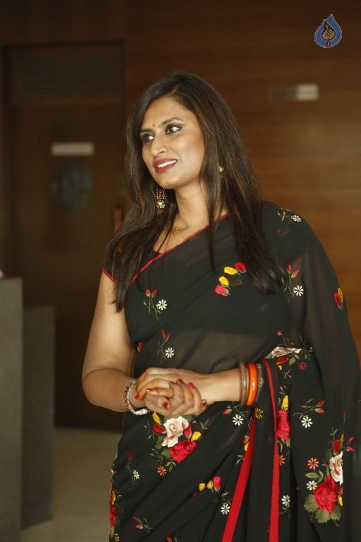 Singer Kousalya New Photos - 11 / 29 photos