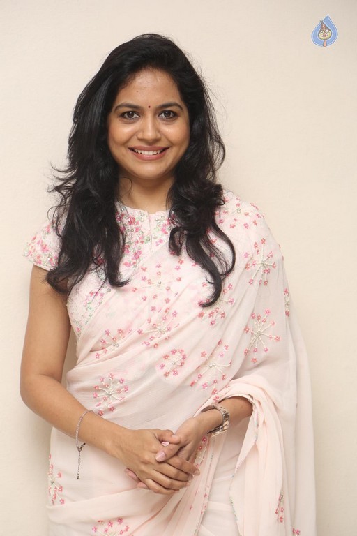 Singer Sunitha New Photos - 14 / 36 photos