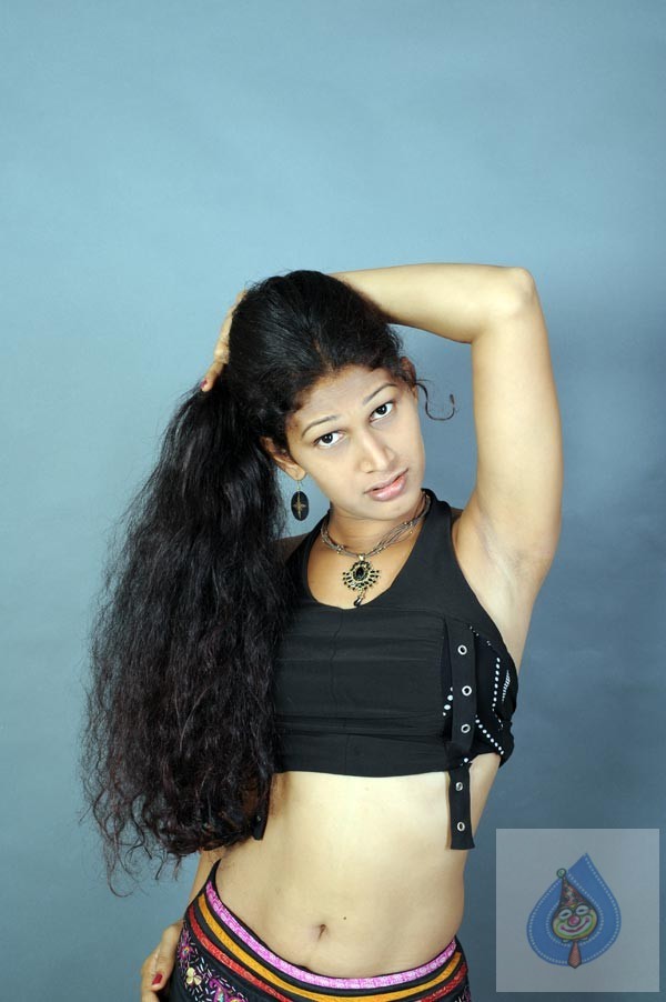 Siri Latest - Evaru - Hot  - 58 / 93 photos