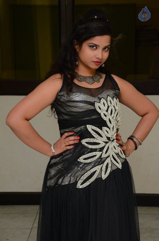 Sirisha Dasari New Photos - 28 / 42 photos