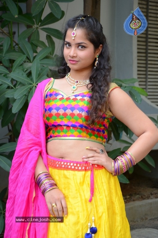 Sirisha Dasari New Stills - 14 / 19 photos