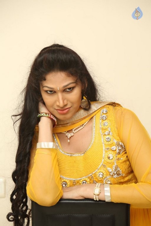 Sirisha New Photos - 31 / 34 photos