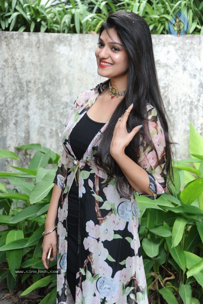 Siya Gautham New Photos - 20 / 58 photos