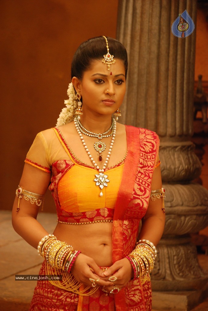 Sneha Stills in Rajakota Rahasyam - 19 / 62 photos