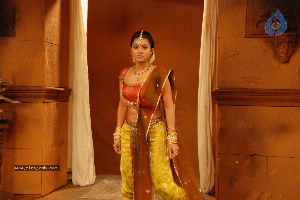 Sneha Stills in Rajakota Rahasyam - 35 / 62 photos