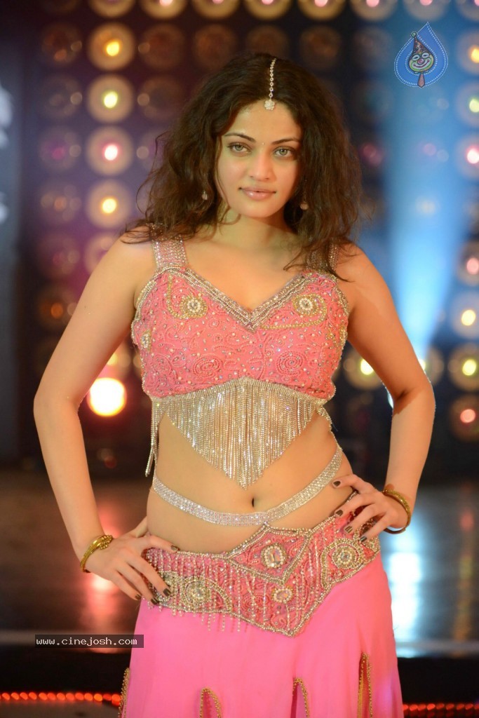 Sneha Ullal New Hot Stills Photo 82 Of 115