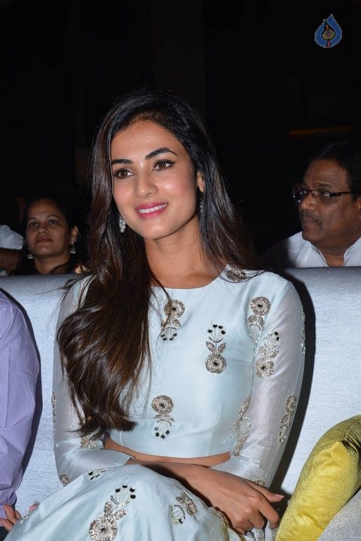 Sonal Chauhan at Sher Audio Launch - 10 / 42 photos