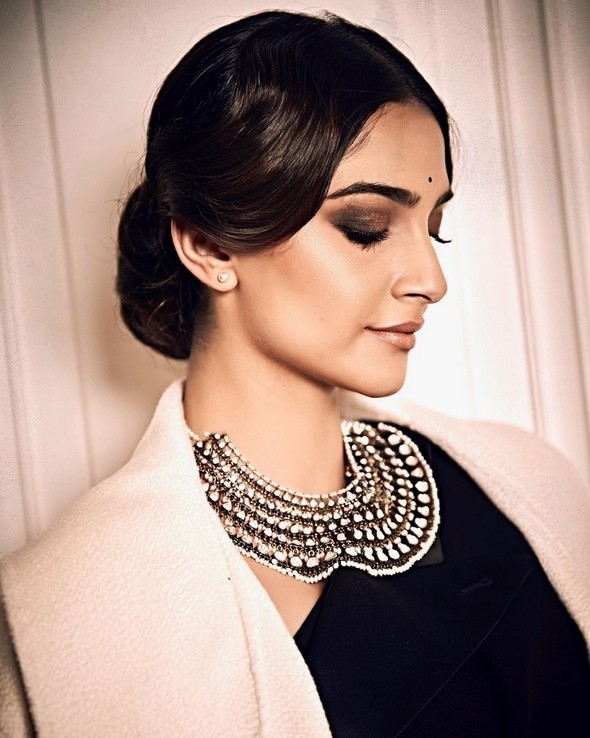 Sonam Kapoor Photos - 14 / 16 photos