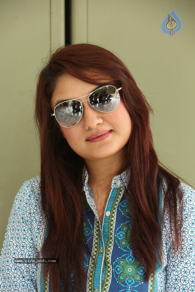 Sonia Agarwal Latest Photos - 56 / 136 photos
