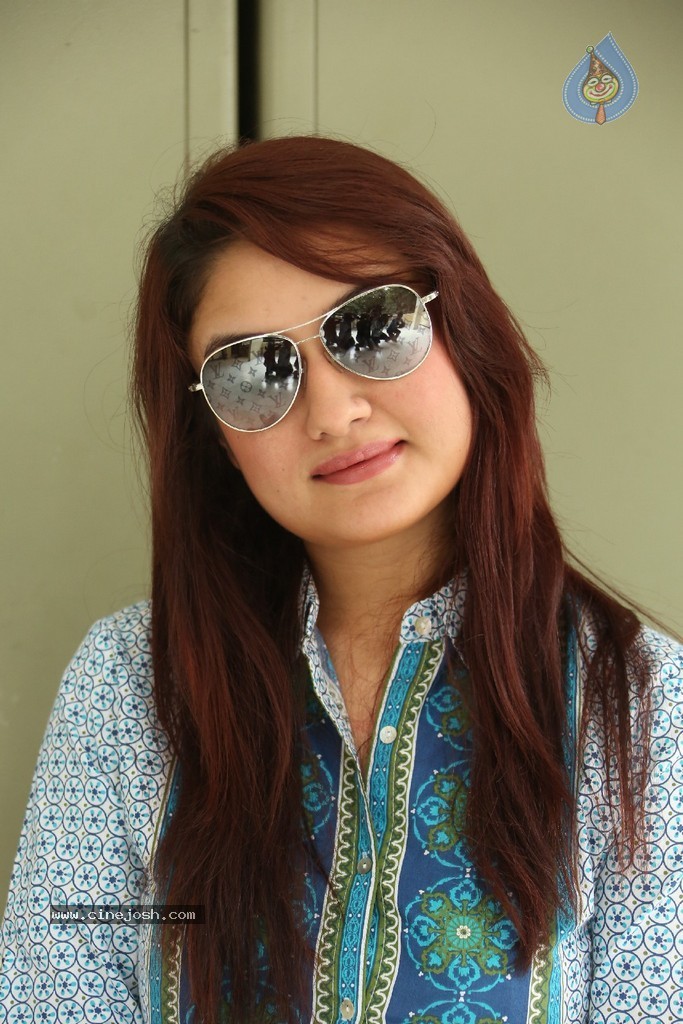 Sonia Agarwal Latest Photos - 129 / 136 photos