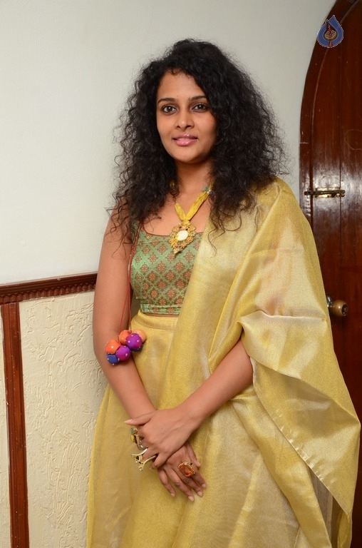 Sonia Deepti Latest Pics - 2 / 20 photos