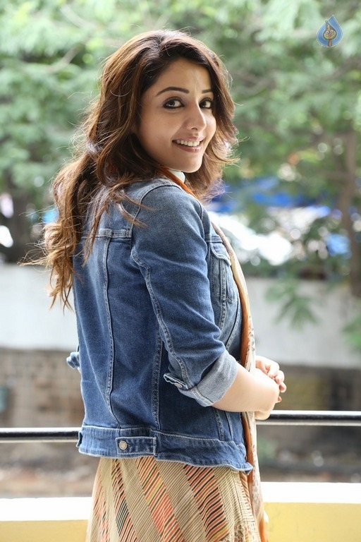 Sonia Mann Latest Photos - 19 / 29 photos