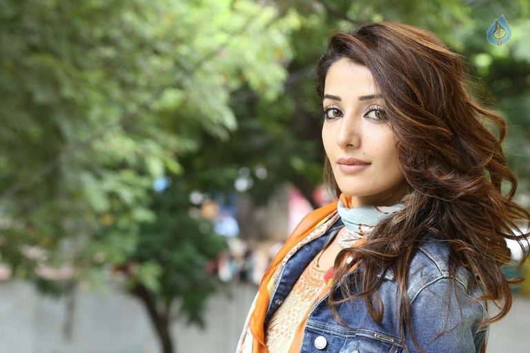 Sonia Mann Latest Photos - 27 / 29 photos
