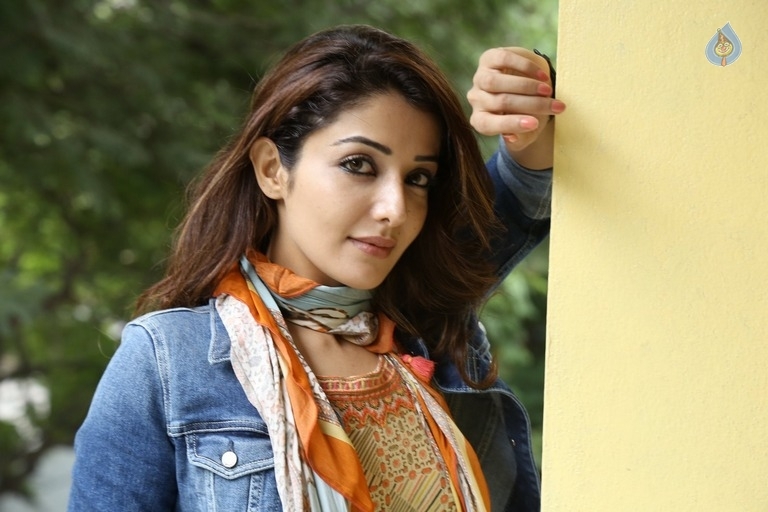 Sonia Mann Latest Photos - 29 / 29 photos
