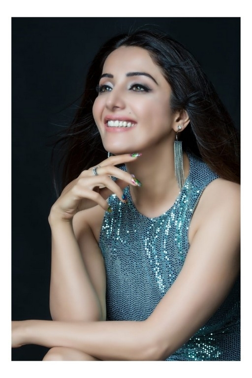 Sonia Mann Latest Photos - 6 / 44 photos