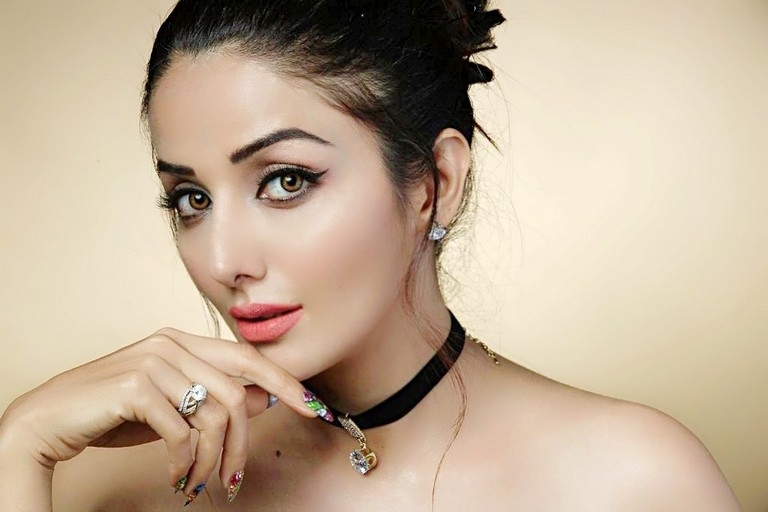 Sonia Mann Latest Photos - 12 / 44 photos