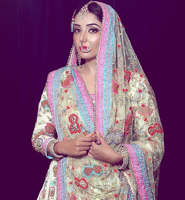 Sonia Mann Latest Photos - 26 / 44 photos