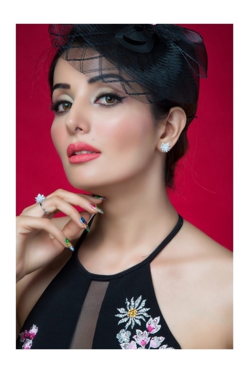 Sonia Mann Latest Photos - 39 / 44 photos