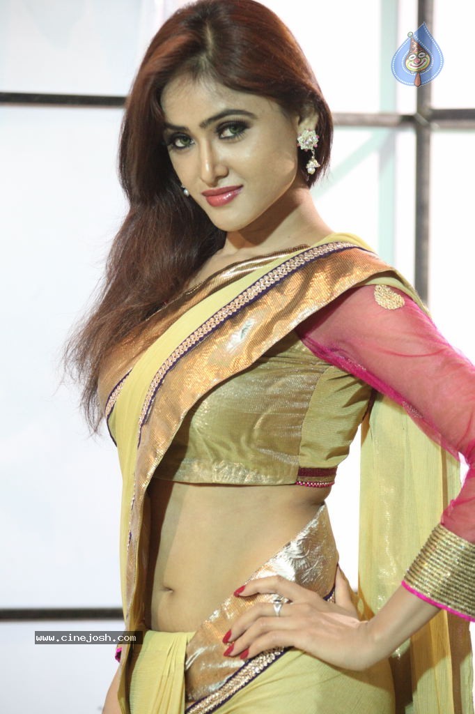 Sony Charishta Hot Photos - 107 / 125 photos