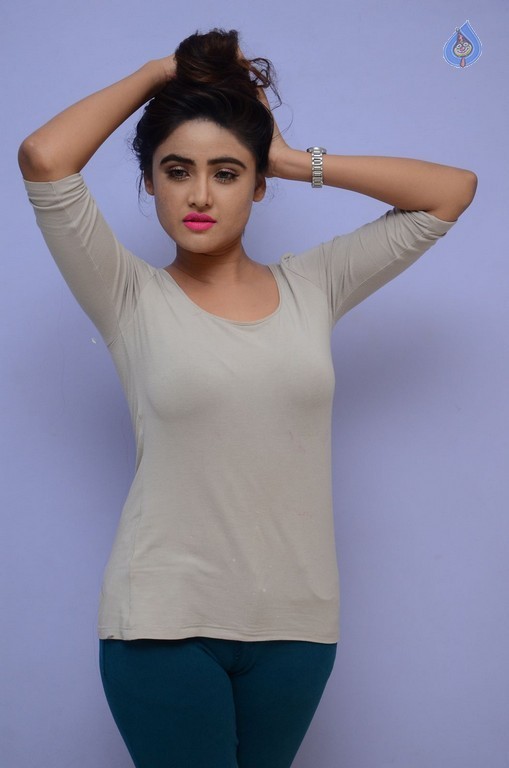 Sony Charishta Latest Gallery - 26 / 42 photos