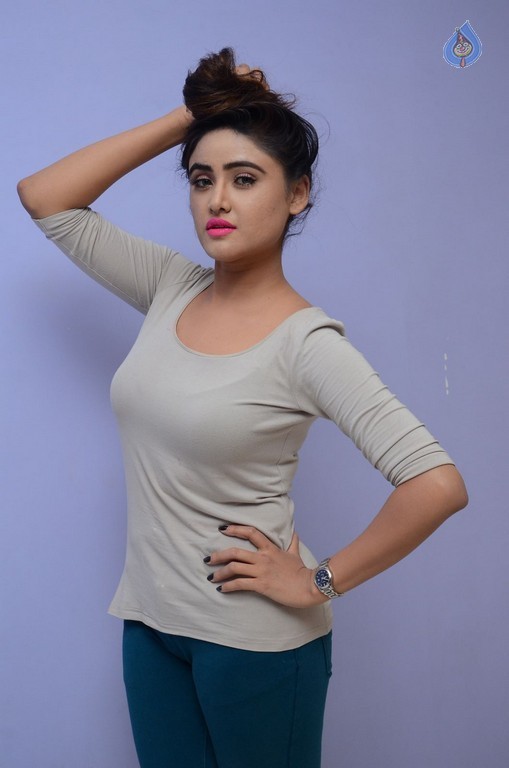 Sony Charishta Latest Gallery - 34 / 42 photos