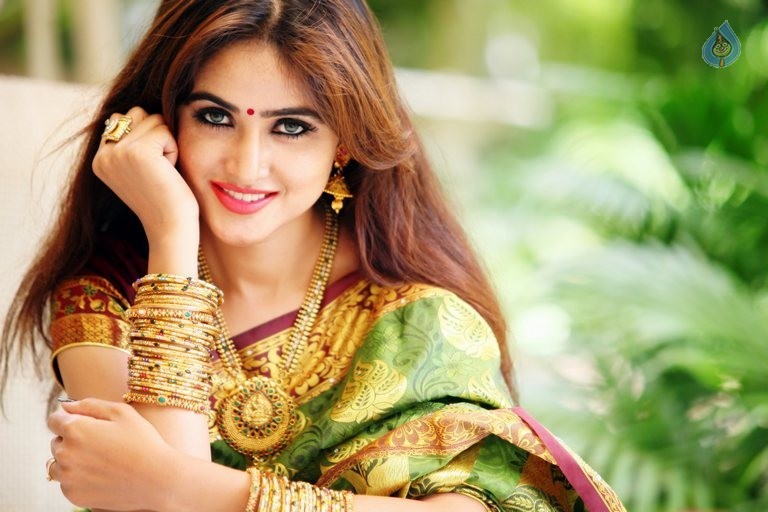 Sony Charishta Latest Pics - 5 / 13 photos
