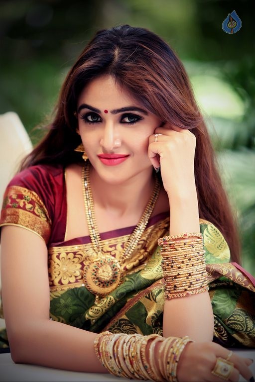 Sony Charishta Latest Pics - 10 / 13 photos