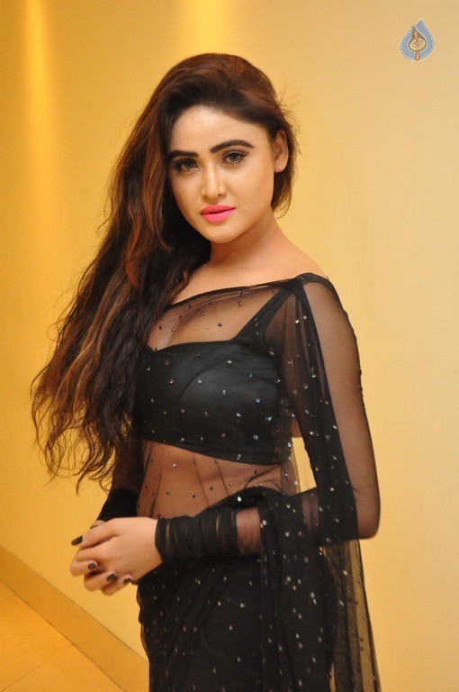 Sony Charishta New Gallery - 54 / 63 photos