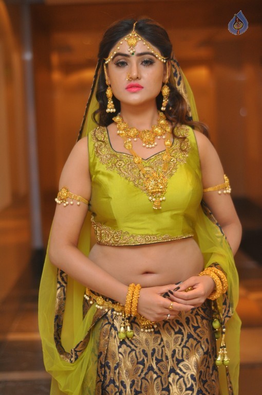 Sony Charishta Photos - 28 / 63 photos